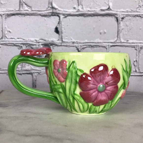 Disney Store Exclusive Tinker Bell 3D Ceramic Flower Tea Cup / Small Coffee Mug - Picture 4 of 10
